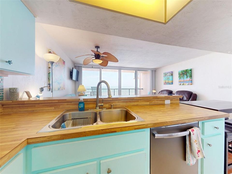 Activo con contrato: $325,000 (1 camas, 1 baños, 690 Pies cuadrados)