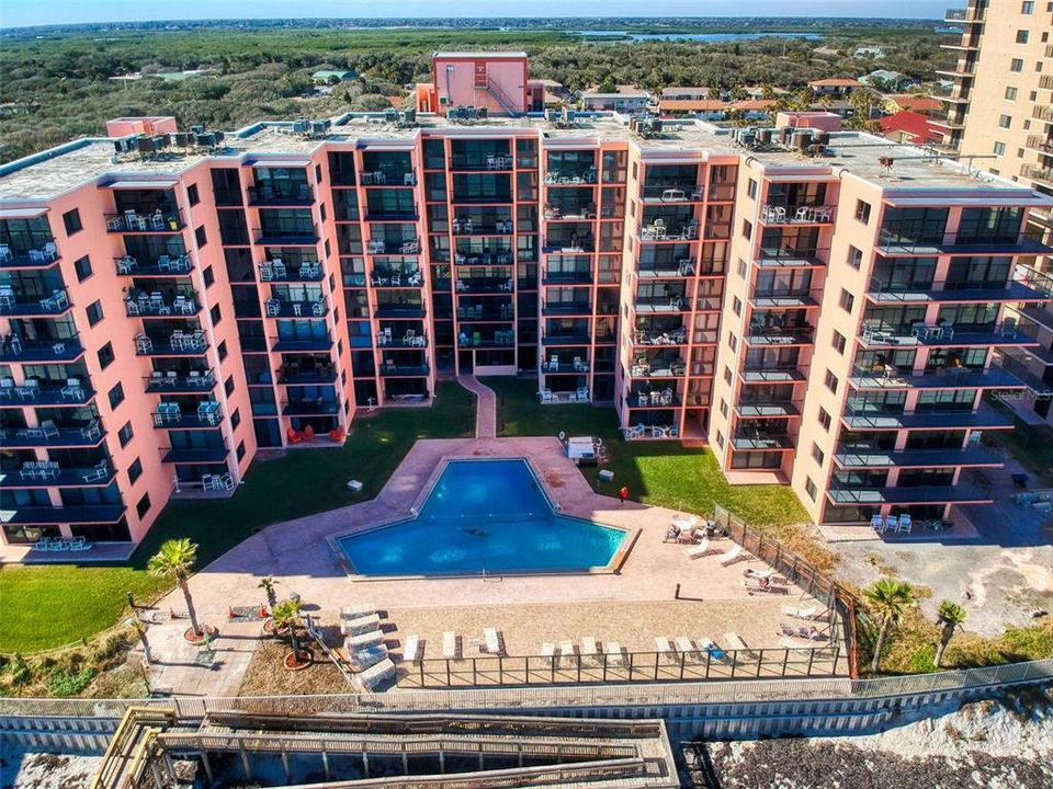 Activo con contrato: $325,000 (1 camas, 1 baños, 690 Pies cuadrados)