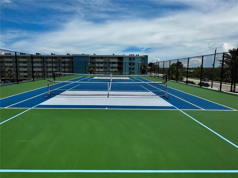 Activo con contrato: $325,000 (1 camas, 1 baños, 690 Pies cuadrados)