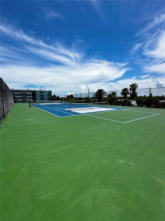 Activo con contrato: $325,000 (1 camas, 1 baños, 690 Pies cuadrados)