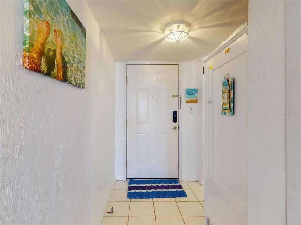 Activo con contrato: $325,000 (1 camas, 1 baños, 690 Pies cuadrados)