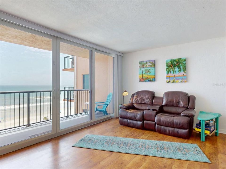 Activo con contrato: $325,000 (1 camas, 1 baños, 690 Pies cuadrados)