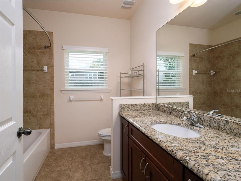 Под контрактом: $499,999 (4 спален, 3 ванн, 2862 Квадратных фут)