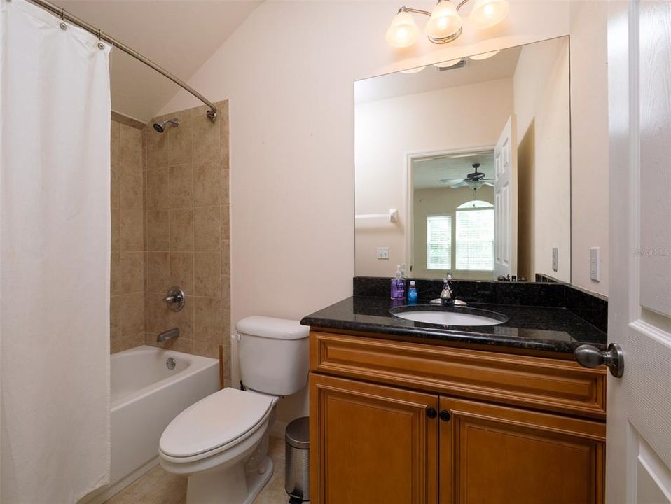 Под контрактом: $499,999 (4 спален, 3 ванн, 2862 Квадратных фут)