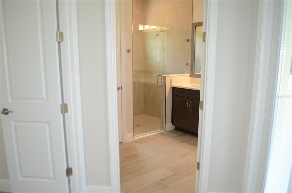 For Rent: $6,000 (5 beds, 4 baths, 4218 Square Feet)