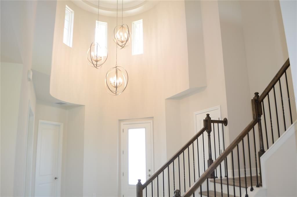 For Rent: $6,000 (5 beds, 4 baths, 4218 Square Feet)