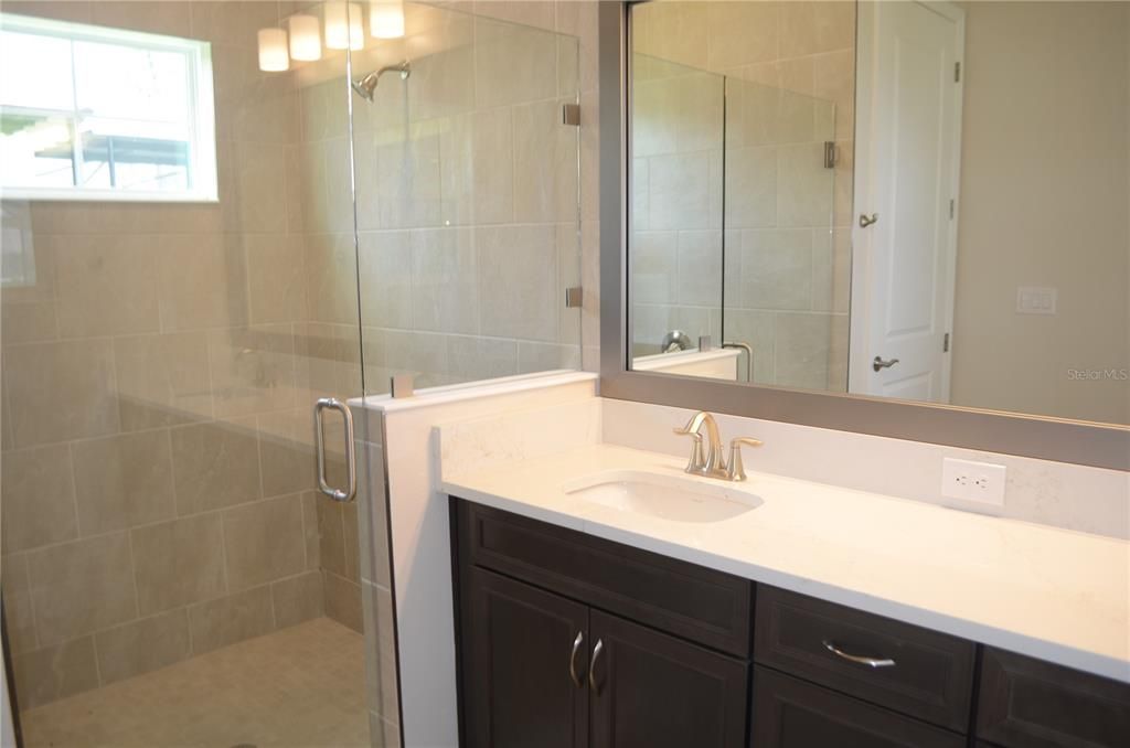 For Rent: $6,000 (5 beds, 4 baths, 4218 Square Feet)