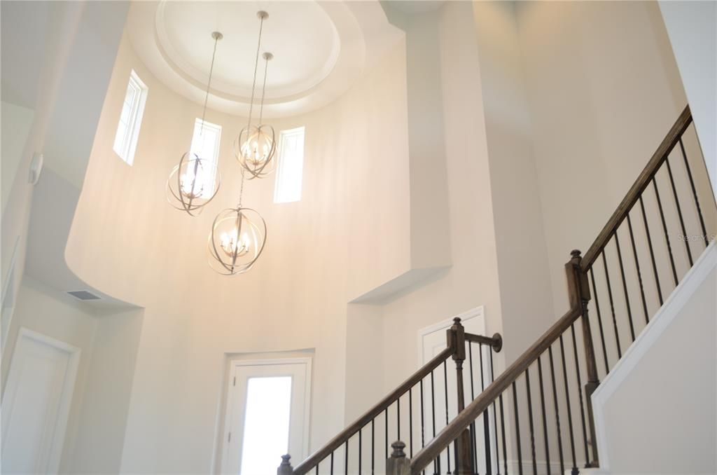 For Rent: $6,000 (5 beds, 4 baths, 4218 Square Feet)