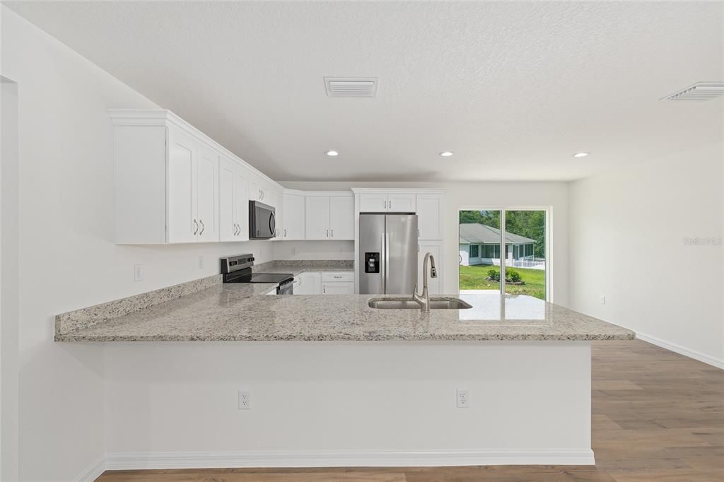 En Venta: $248,900 (3 camas, 2 baños, 1251 Pies cuadrados)