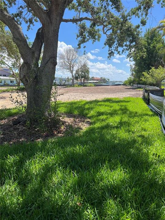 En Venta: $1,200,000 (0.34 acres)