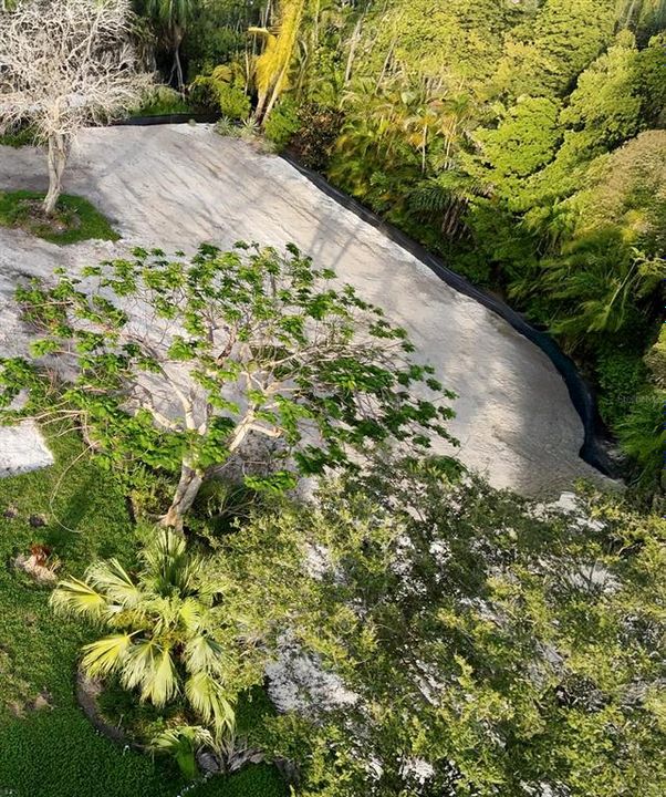 En Venta: $1,200,000 (0.34 acres)