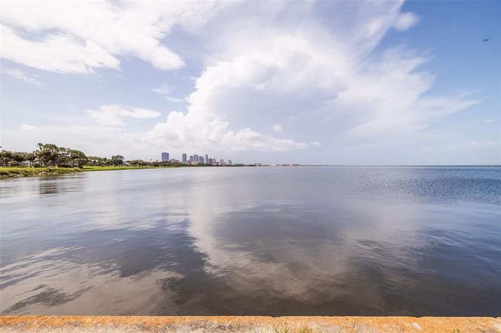 En Venta: $1,295,000 (0.29 acres)