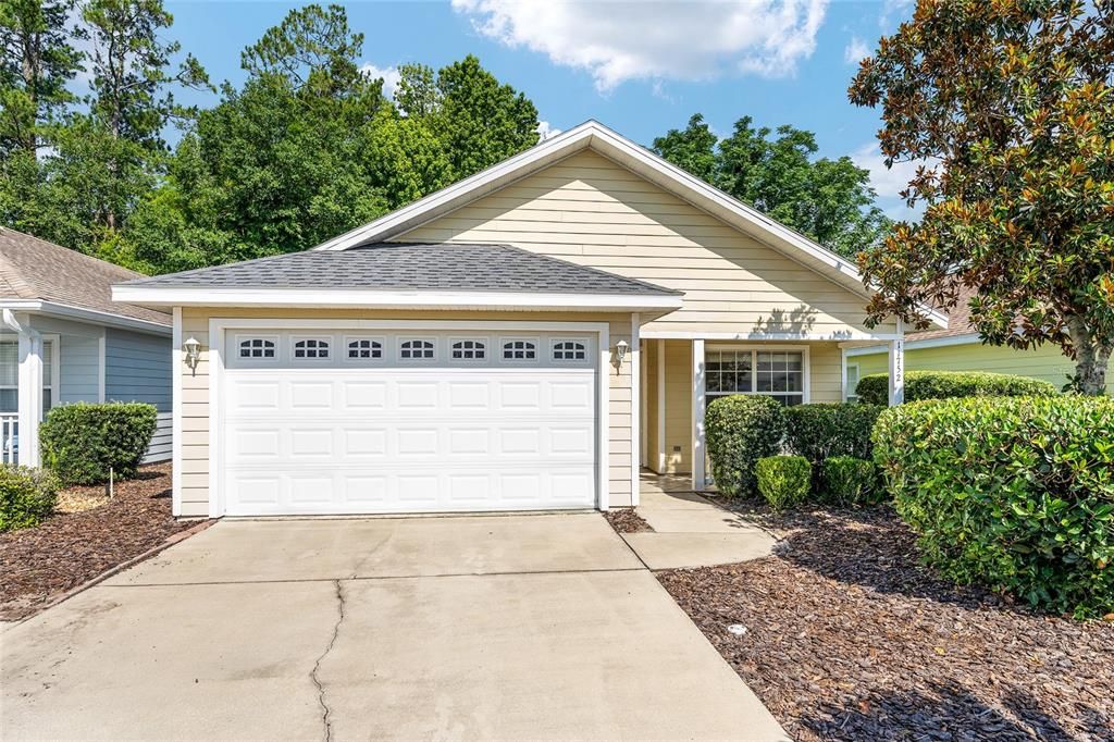 Vendido Recientemente: $289,500 (3 camas, 2 baños, 1287 Pies cuadrados)