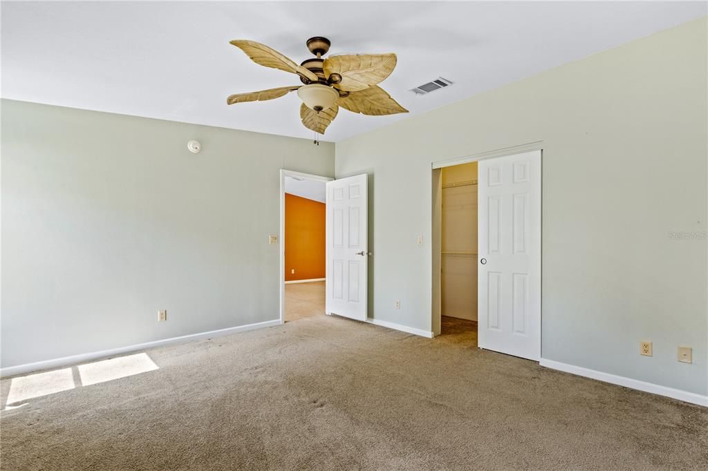 待售: $299,000 (3 贝兹, 2 浴室, 1421 平方英尺)