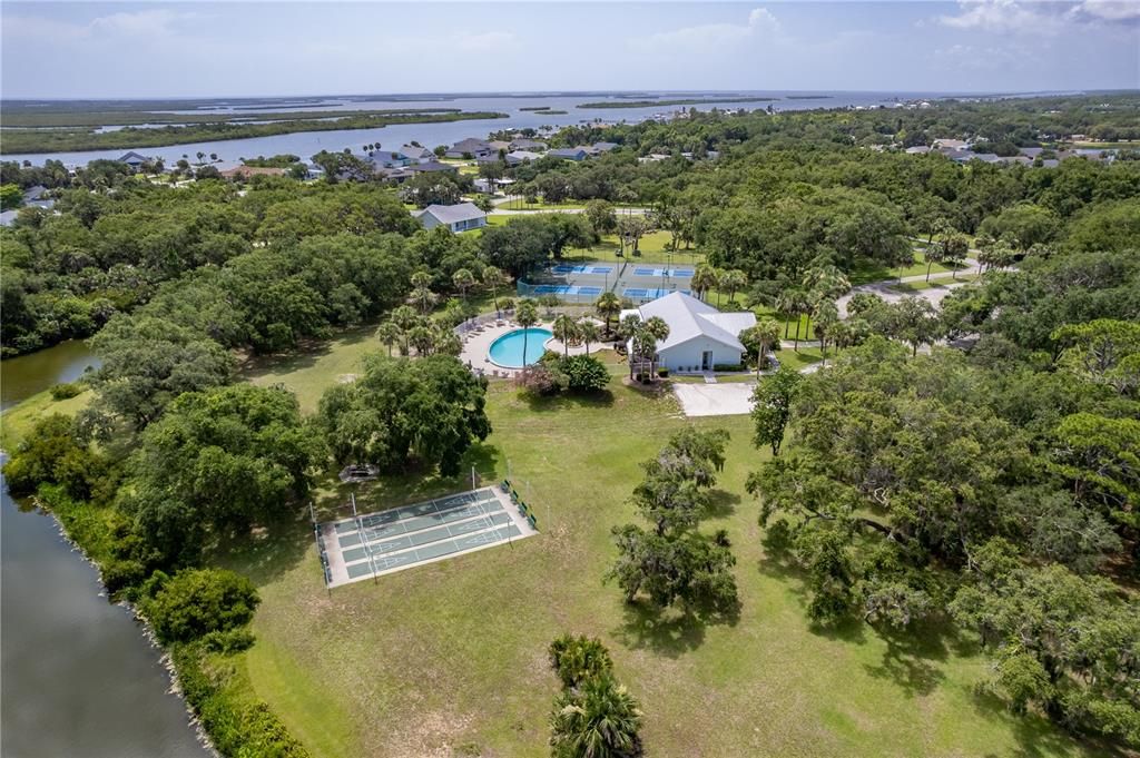 待售: $299,000 (3 贝兹, 2 浴室, 1421 平方英尺)