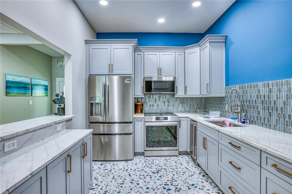 待售: $299,000 (3 贝兹, 2 浴室, 1421 平方英尺)