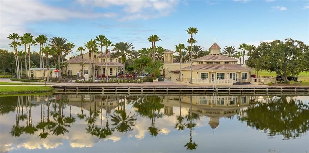 合同活跃: $350,000 (3 贝兹, 3 浴室, 2390 平方英尺)