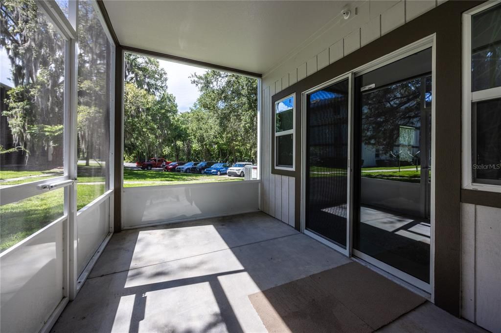 待售: $139,900 (2 贝兹, 1 浴室, 1164 平方英尺)