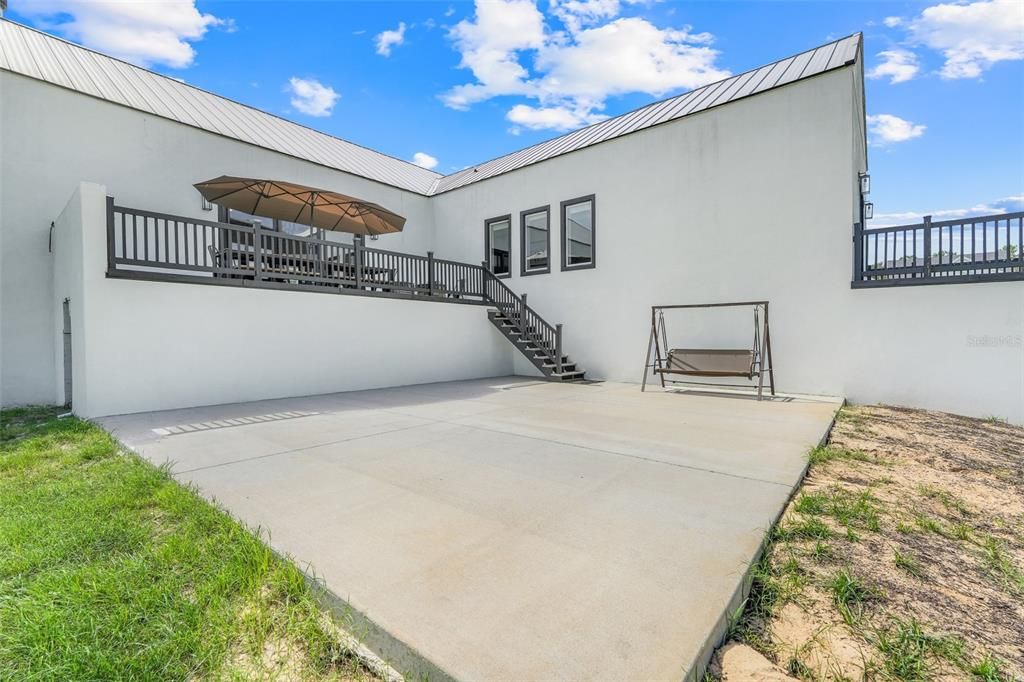 Activo con contrato: $970,000 (3 camas, 2 baños, 3132 Pies cuadrados)