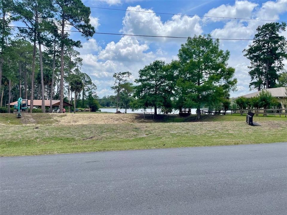 待售: $245,000 (3 贝兹, 2 浴室, 1840 平方英尺)