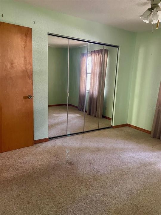 待售: $245,000 (3 贝兹, 2 浴室, 1840 平方英尺)