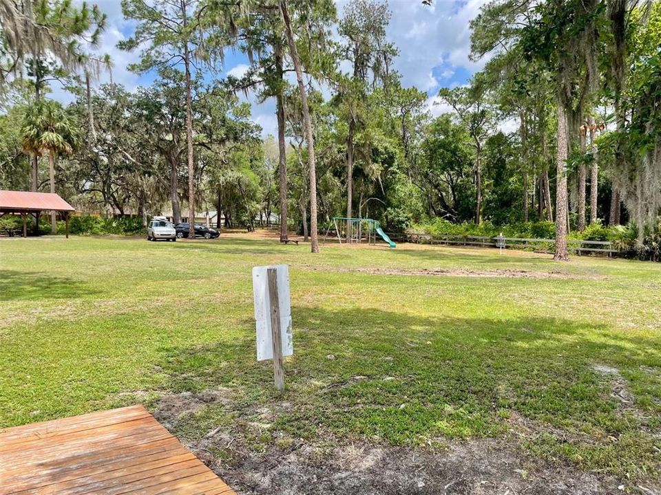 待售: $245,000 (3 贝兹, 2 浴室, 1840 平方英尺)