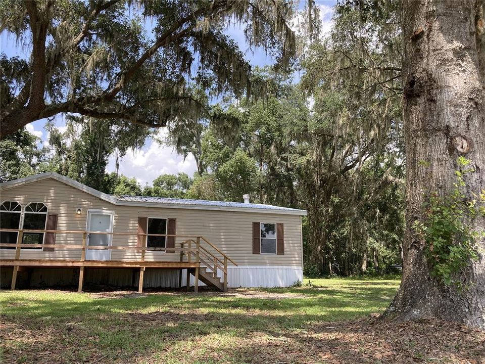 Под контрактом: $179,000 (3 спален, 2 ванн, 1701 Квадратных фут)