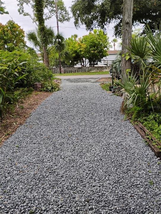 Active With Contract: $165,000 (3 beds, 2 baths, 1616 Square Feet)