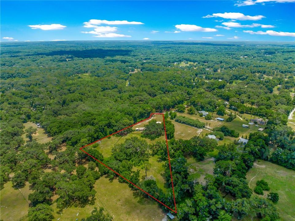 For Sale: $610,000 (3 beds, 2 baths, 2199 Square Feet)