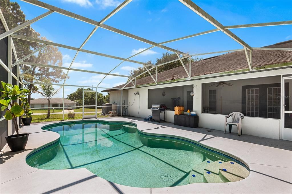 For Sale: $460,000 (3 beds, 2 baths, 2128 Square Feet)