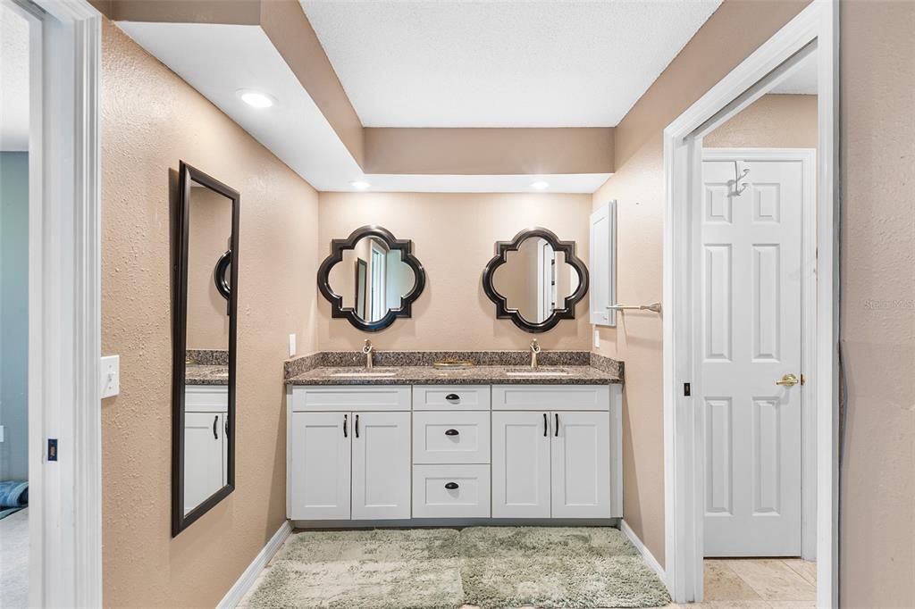 For Sale: $460,000 (3 beds, 2 baths, 2128 Square Feet)