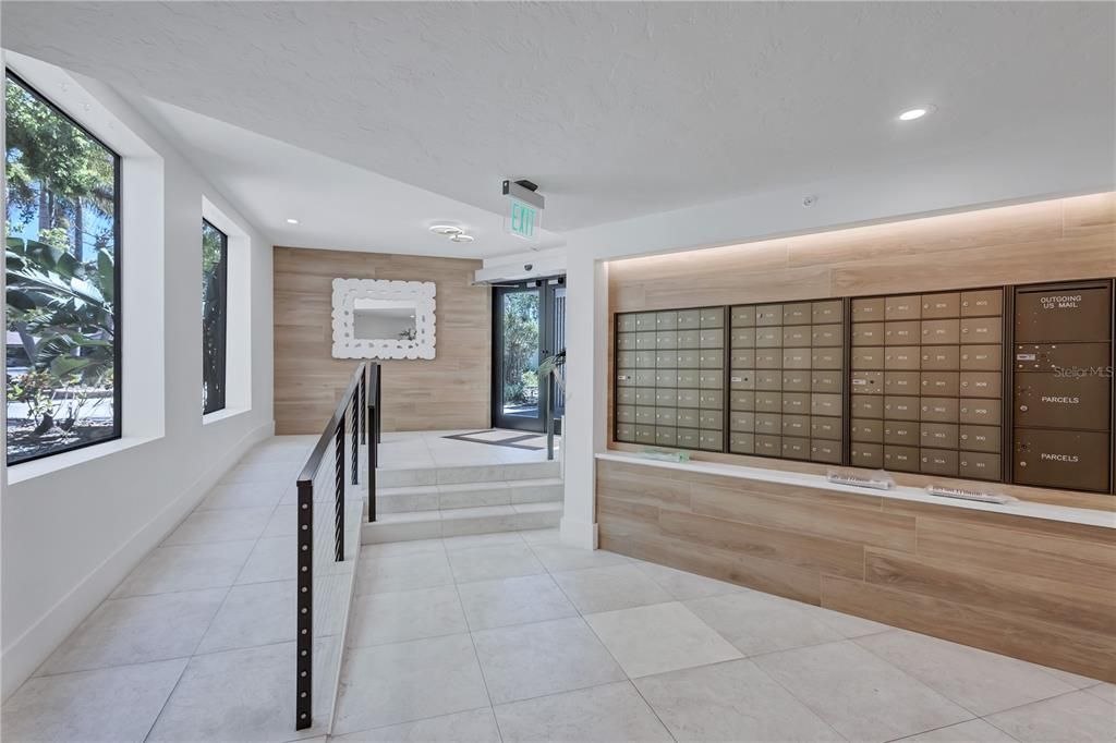 Под контрактом: $1,450,000 (2 спален, 2 ванн, 1498 Квадратных фут)