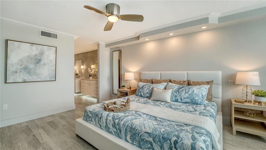 Под контрактом: $1,450,000 (2 спален, 2 ванн, 1498 Квадратных фут)