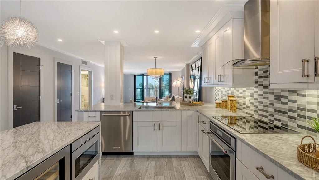 Под контрактом: $1,450,000 (2 спален, 2 ванн, 1498 Квадратных фут)