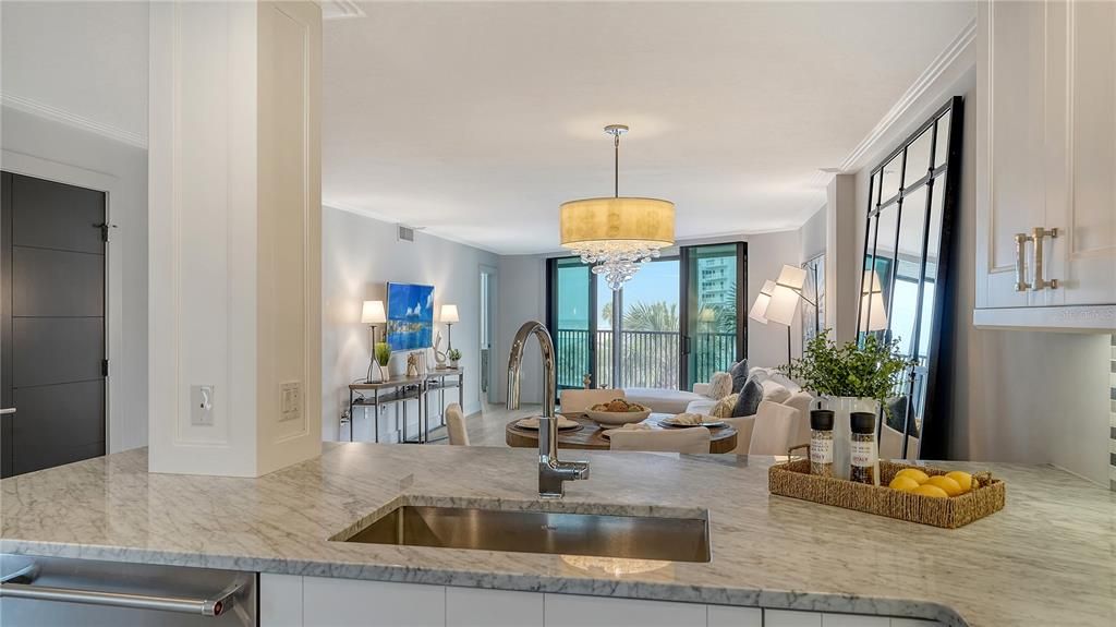 Под контрактом: $1,450,000 (2 спален, 2 ванн, 1498 Квадратных фут)