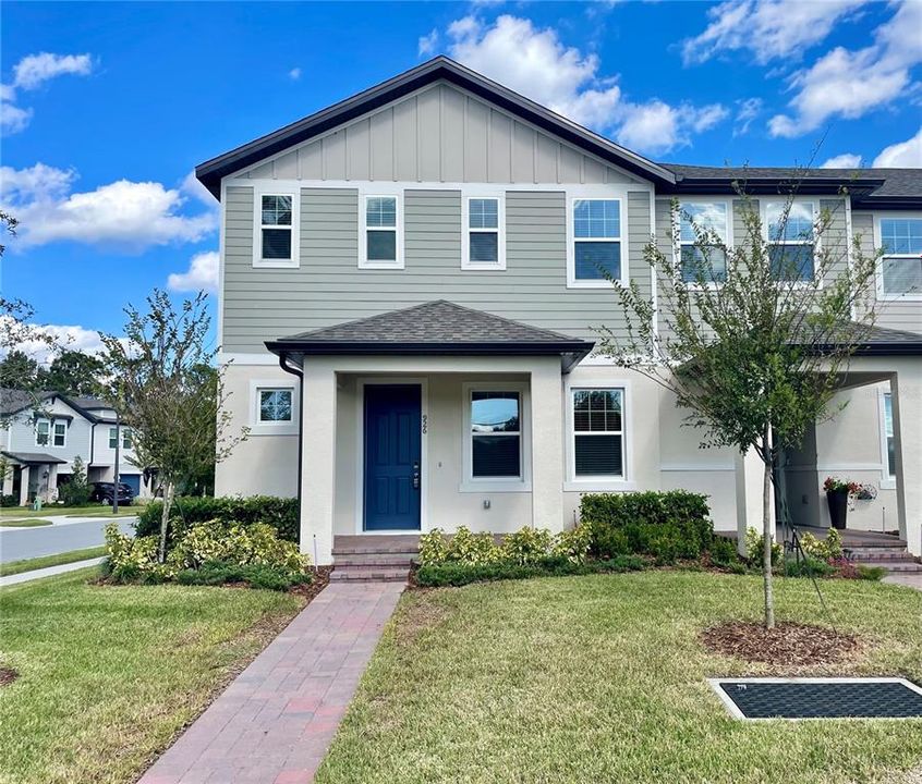 最近租的: $2,595 (4 贝兹, 2 浴室, 1942 平方英尺)