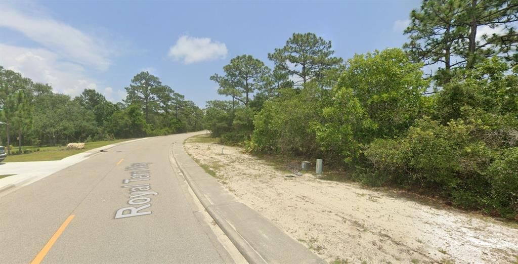 待售: $39,900 (0.23 acres)