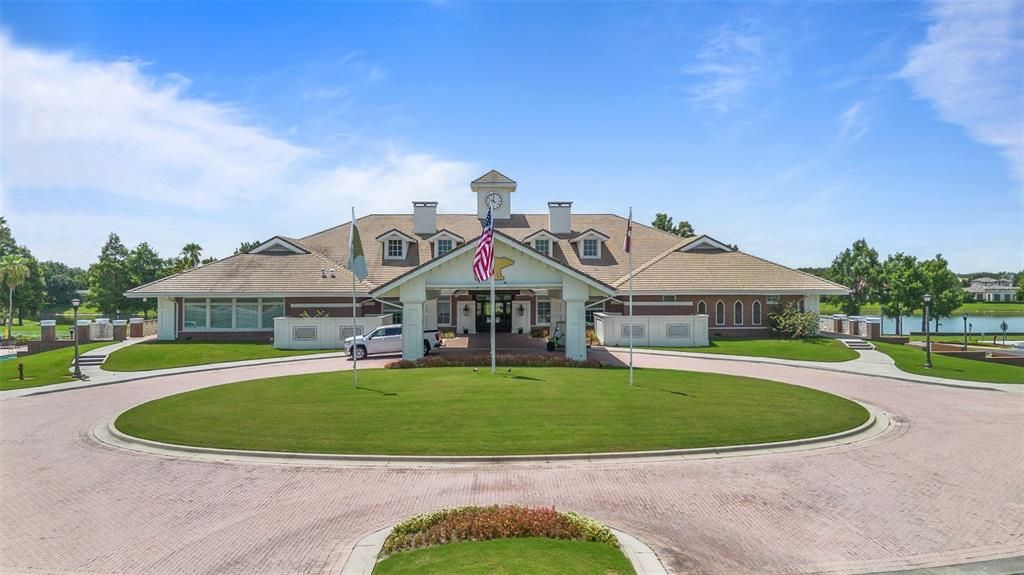 Под контрактом: $2,650,000 (5 спален, 6 ванн, 7621 Квадратных фут)