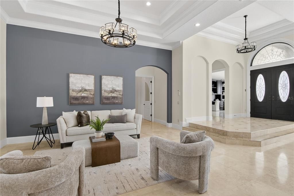 Под контрактом: $2,650,000 (5 спален, 6 ванн, 7621 Квадратных фут)