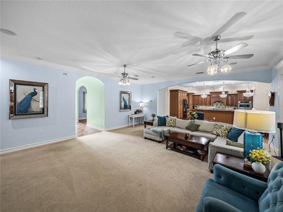 For Sale: $999,999 (5 beds, 4 baths, 4242 Square Feet)