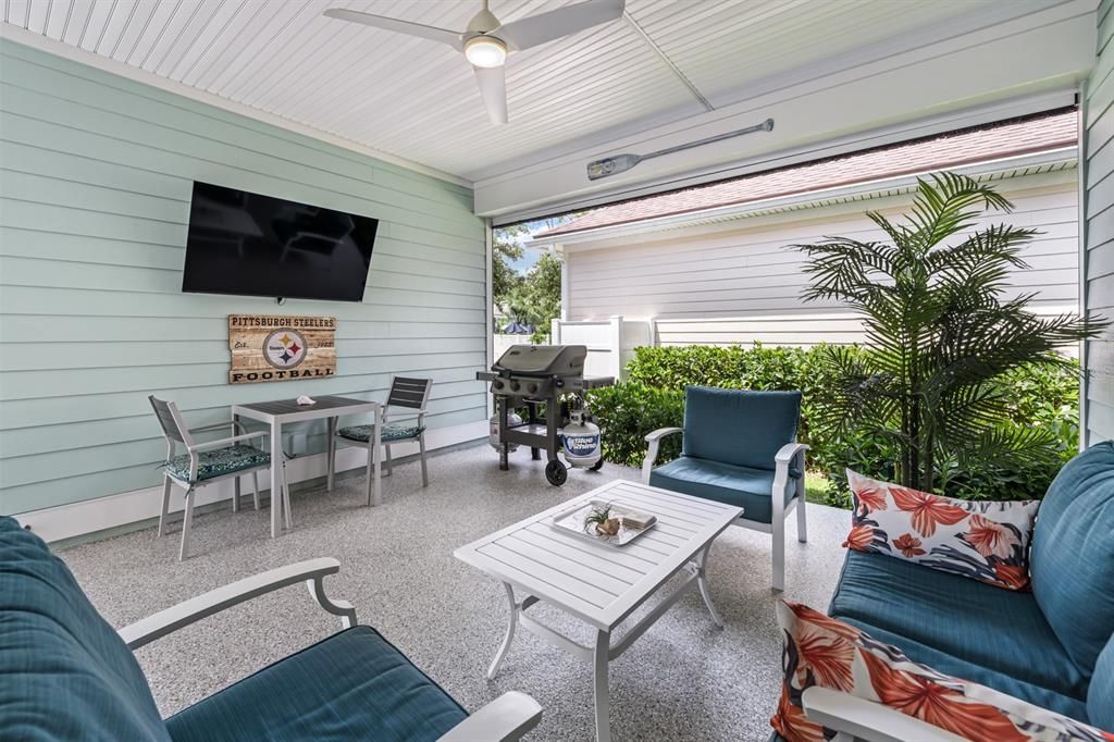 Active With Contract: $665,000 (3 beds, 2 baths, 2005 Square Feet)