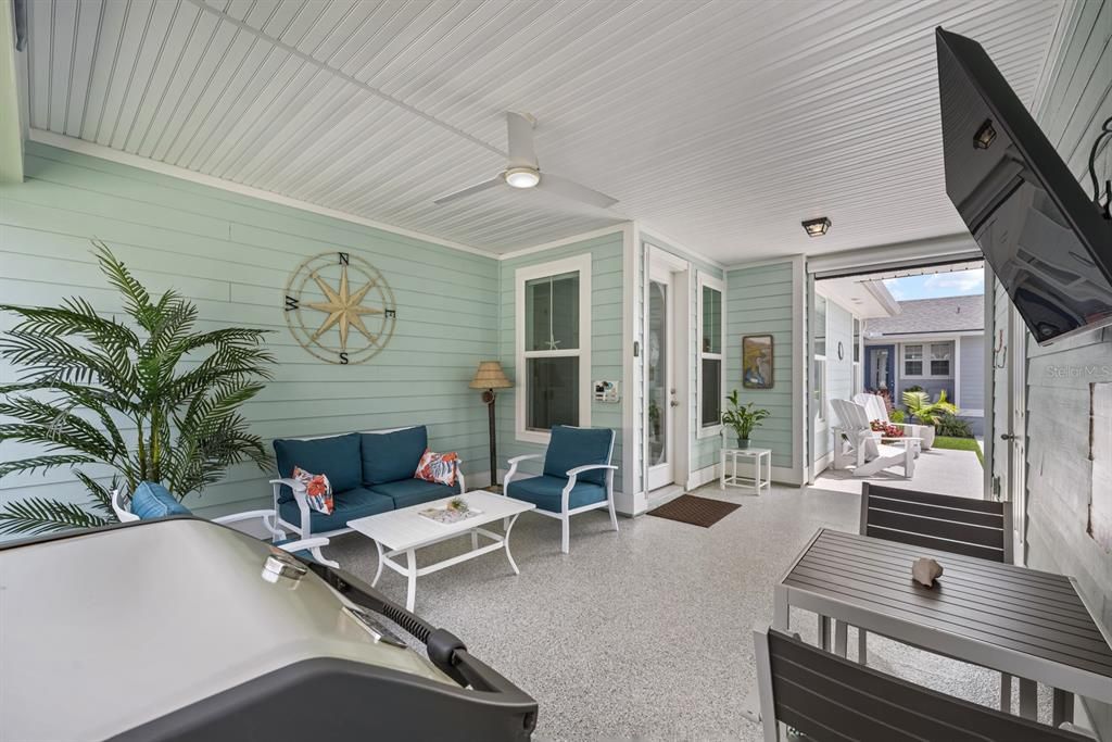 Active With Contract: $665,000 (3 beds, 2 baths, 2005 Square Feet)