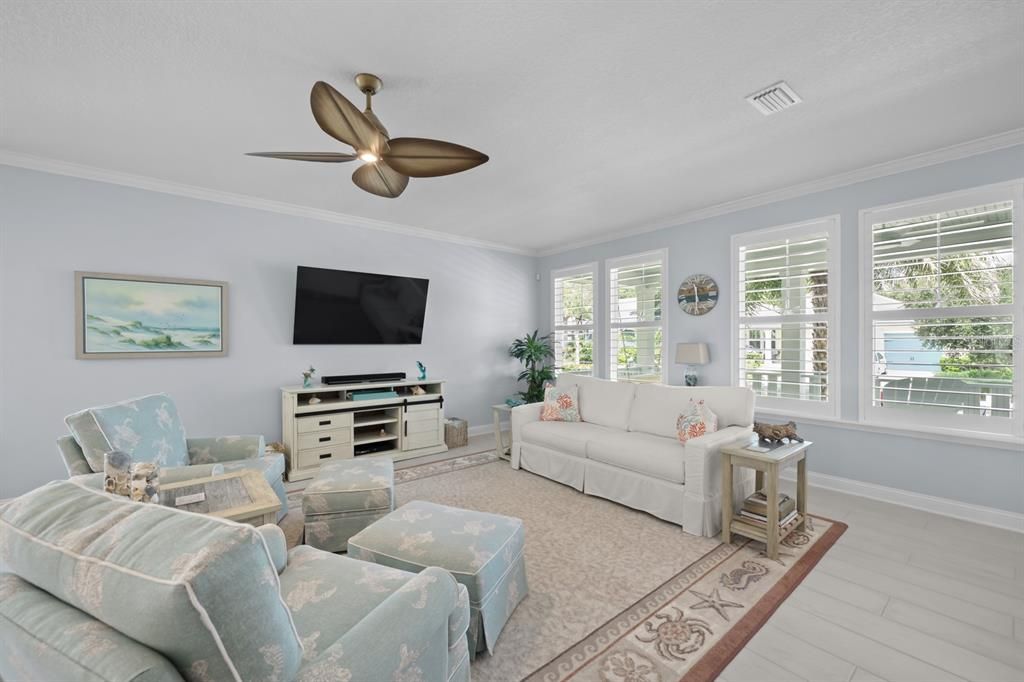 Active With Contract: $665,000 (3 beds, 2 baths, 2005 Square Feet)