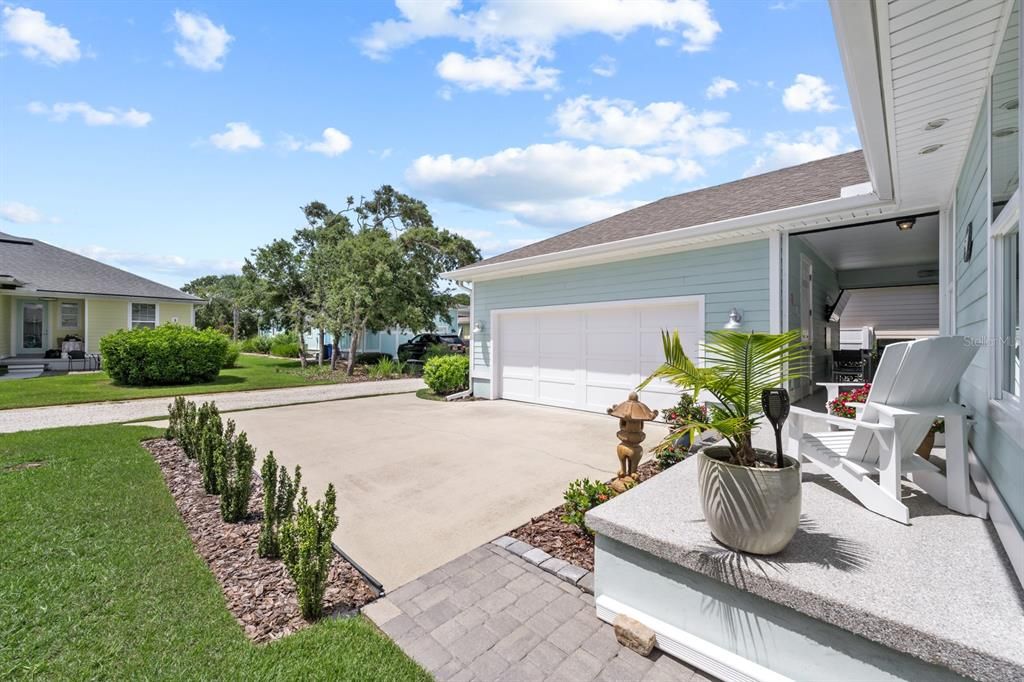 Active With Contract: $665,000 (3 beds, 2 baths, 2005 Square Feet)