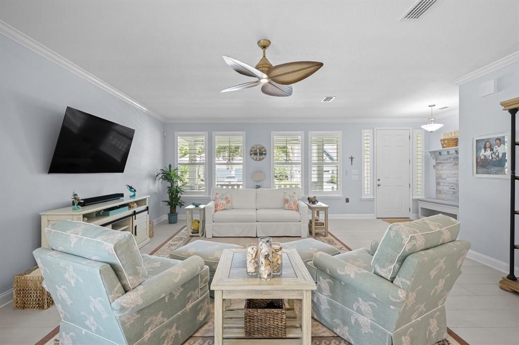 Active With Contract: $665,000 (3 beds, 2 baths, 2005 Square Feet)