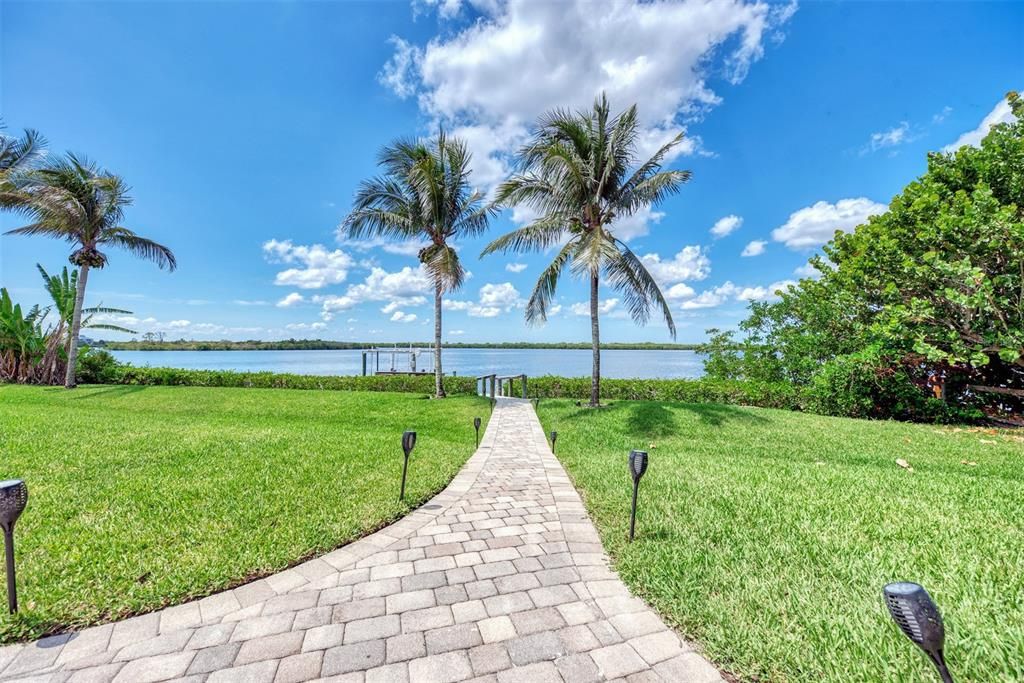 待售: $1,800,000 (4 贝兹, 3 浴室, 5393 平方英尺)