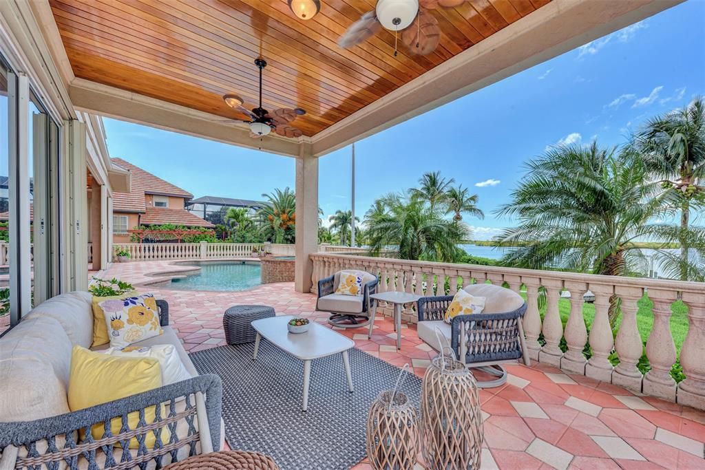 待售: $1,800,000 (4 贝兹, 3 浴室, 5393 平方英尺)