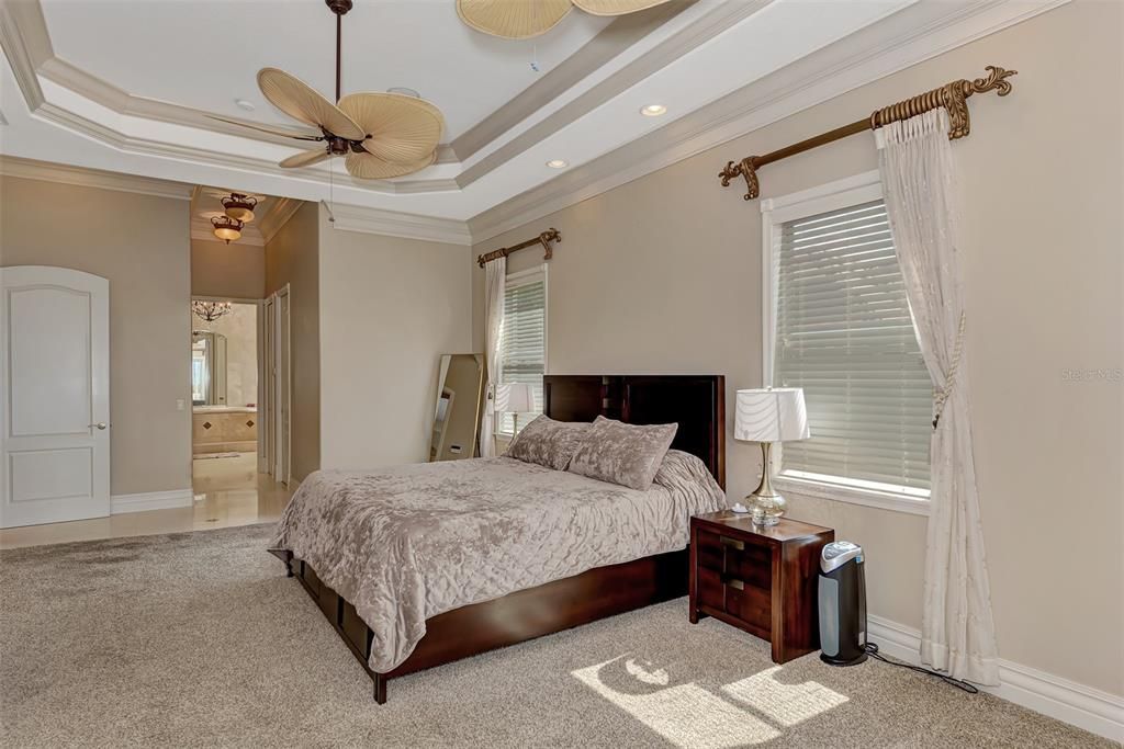 待售: $1,800,000 (4 贝兹, 3 浴室, 5393 平方英尺)