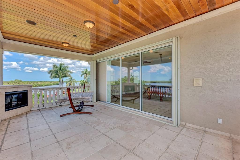 待售: $1,800,000 (4 贝兹, 3 浴室, 5393 平方英尺)