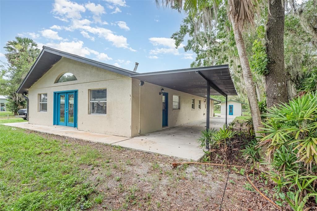 待售: $375,000 (4 贝兹, 2 浴室, 2048 平方英尺)